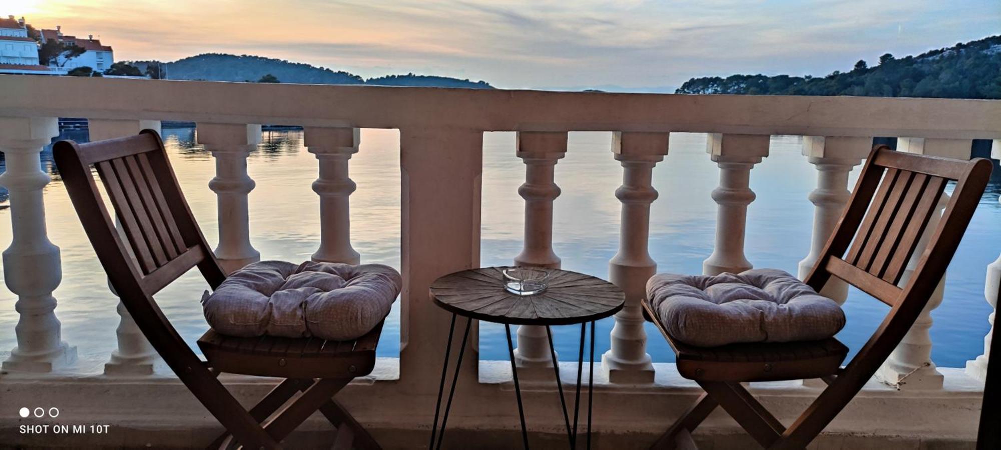 Апартаменты Adio Mare Помена Экстерьер фото