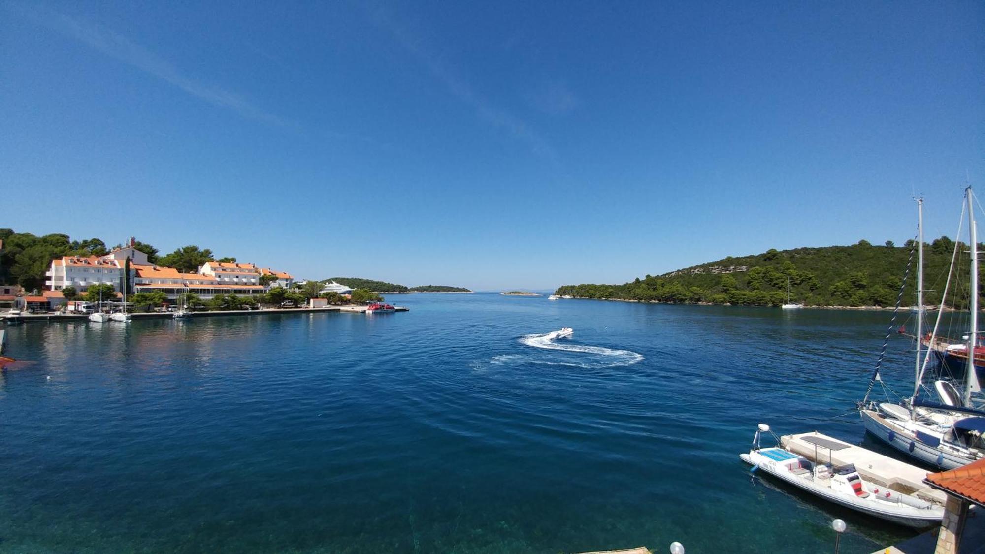 Апартаменты Adio Mare Помена Экстерьер фото